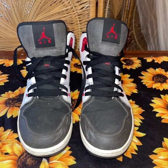 Mens Air Jordan’s - Picture 7 of 10